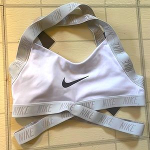 NIKE cross over sports bra
